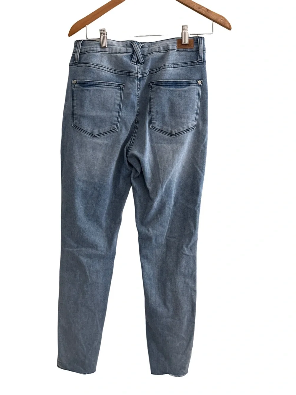 Judy Blue Relaxed Fit Distressed Hem Jeans Size 7/28 Medium Wash